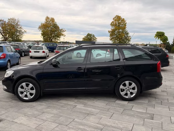 Škoda Octavia Ambition 1.6 MPi 75kW - foto 8
