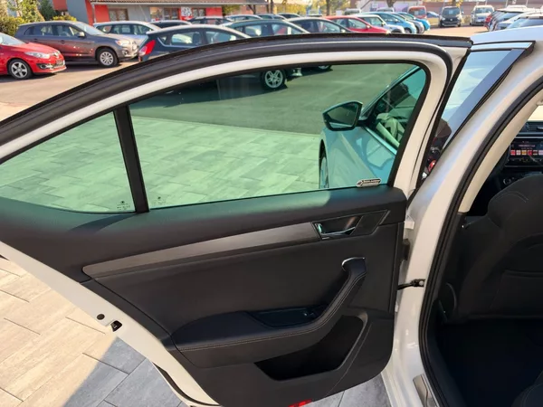 Škoda Superb Style 1.5 TSI DSG 110kW - foto 13