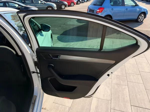 Škoda Superb Style 1.5 TSI DSG 110kW - foto 27