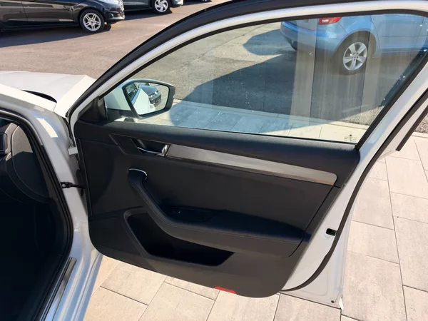 Škoda Superb Style 1.5 TSI DSG 110kW - foto 29