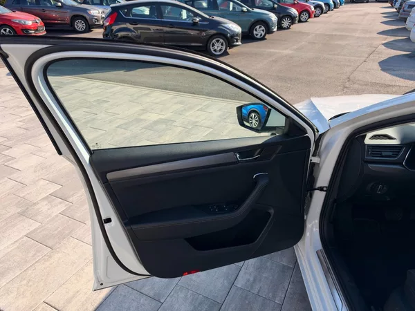 Škoda Superb Style 1.5 TSI DSG 110kW - foto 9