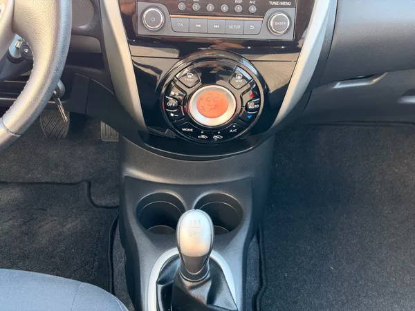 Nissan Note 1,2 i 59 Kw - foto 19