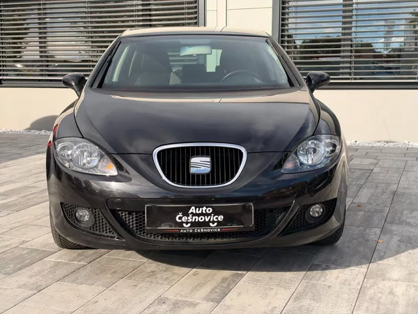 Seat Leon Salsa 1.4 MPi 63kW Klima - foto 2
