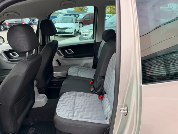 Škoda Roomster Style 1.4i 63kW - foto 12