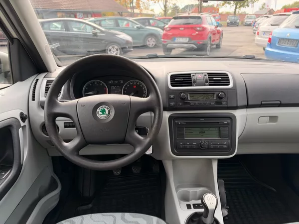 Škoda Roomster Style 1.4i 63kW - foto 17