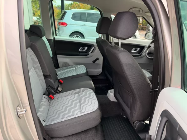 Škoda Roomster Style 1.4i 63kW - foto 22