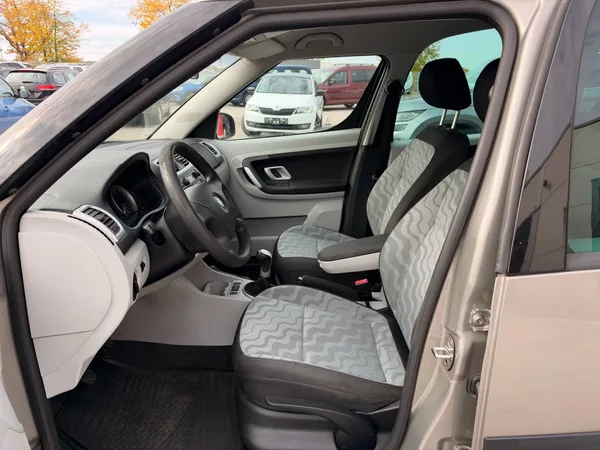 Škoda Roomster Style 1.4i 63kW - foto 9