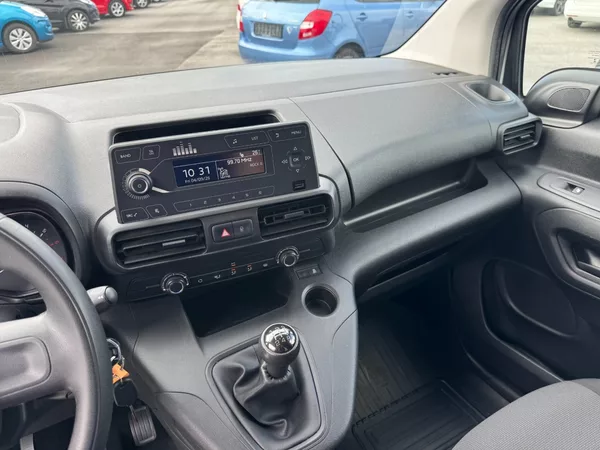 Toyota ProAce City L2 1.5D 75kW - foto 13