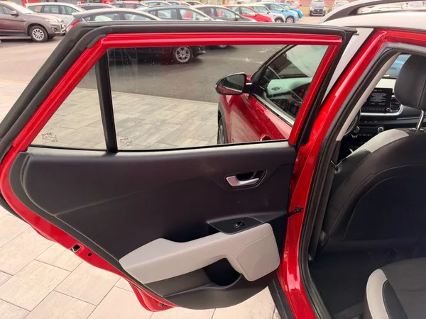 Kia Stonic 1.0 T-GDi,88 Kw Platinum - foto 11