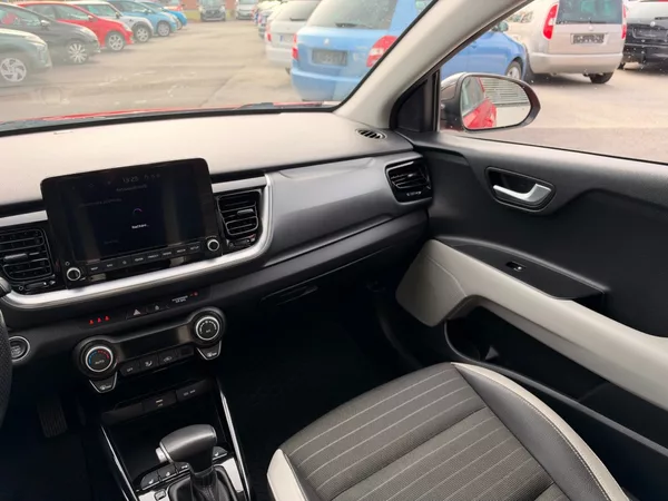 Kia Stonic 1.0 T-GDi,88 Kw Platinum - foto 14