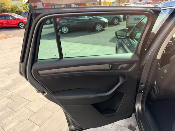 Škoda Kodiaq STYLE 2.0 TDI 110kW 4x4 DSG - foto 12