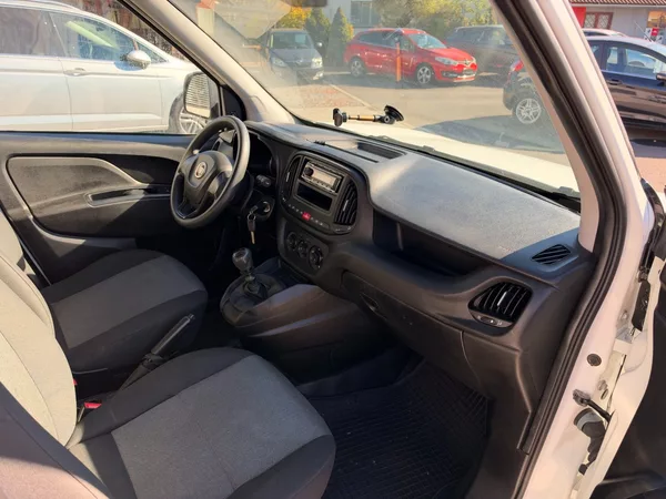 Fiat Dobló Maxi 1.6JTD Mjet, 77 kW - foto 20