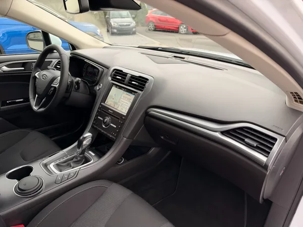 Ford Mondeo Titanium 2.0TDCi 132kW Automat - foto 28