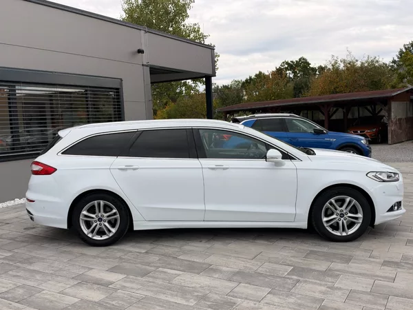 Ford Mondeo Titanium 2.0TDCi 132kW Automat - foto 4