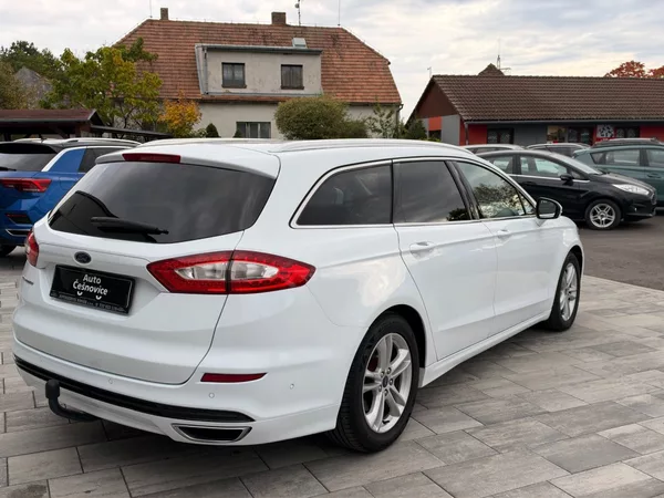 Ford Mondeo Titanium 2.0TDCi 132kW Automat - foto 5