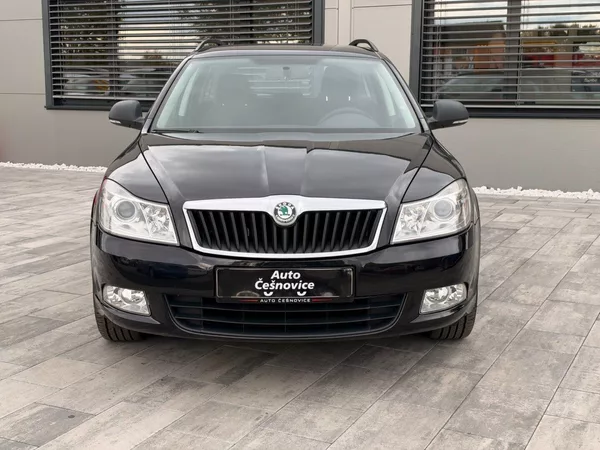 Škoda Octavia Ambition 1.6 MPi 75kW - foto 2