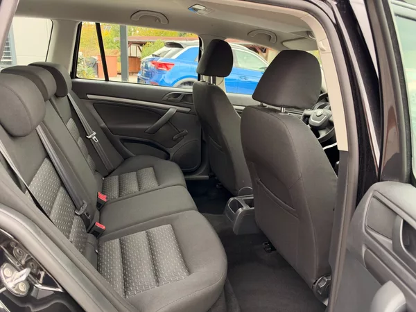 Škoda Octavia Ambition 1.6 MPi 75kW - foto 24