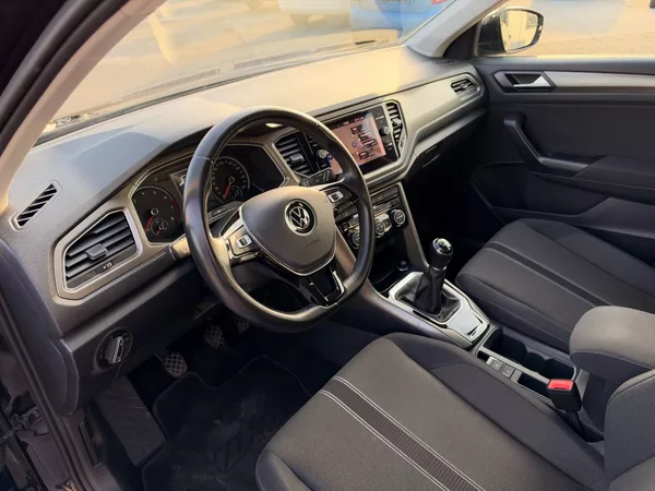 Volkswagen T-Roc Design 1.0 TSI 81kW - foto 12