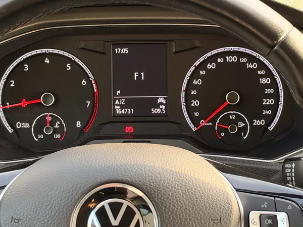 Volkswagen T-Roc Design 1.0 TSI 81kW - foto 18