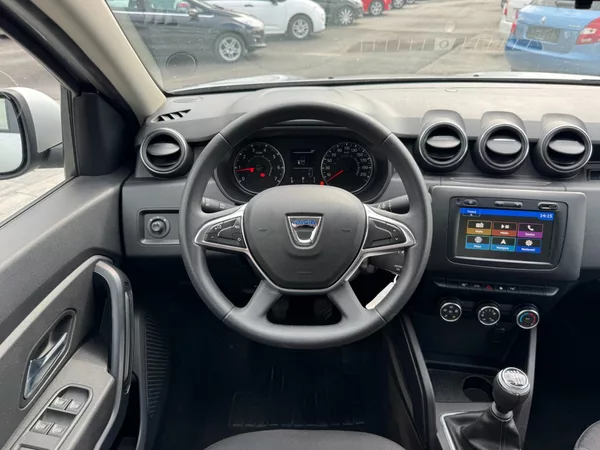 Dacia Duster 1.3 TCe Essential 96kW - foto 12