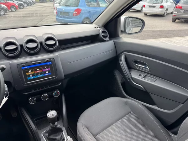 Dacia Duster 1.3 TCe Essential 96kW - foto 13