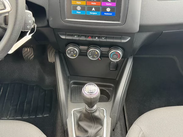 Dacia Duster 1.3 TCe Essential 96kW - foto 18