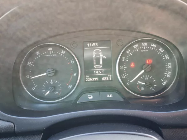 Škoda Fabia 1,2 TSI 63 KW Ambiente - foto 16