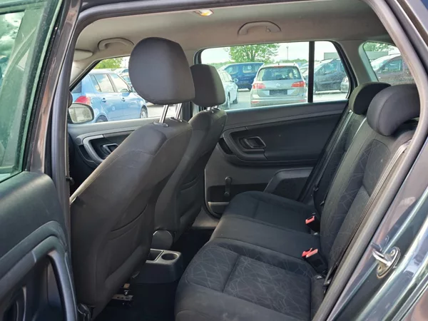 Škoda Fabia 1,2 TSI 63 KW Ambiente - foto 9