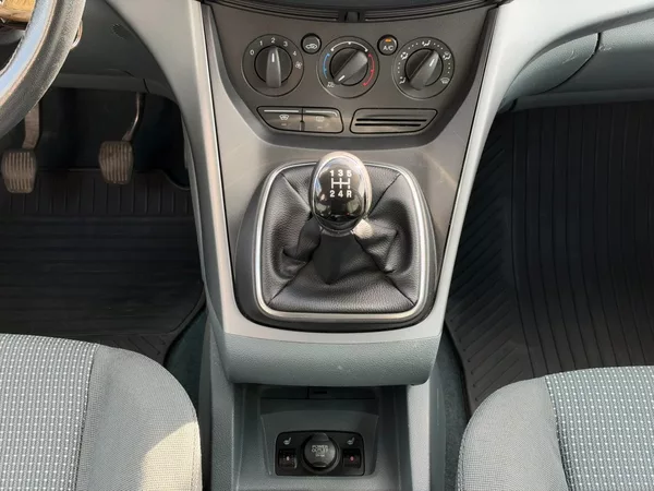 Ford C-MAX Trend 1.6i 77kW - foto 19