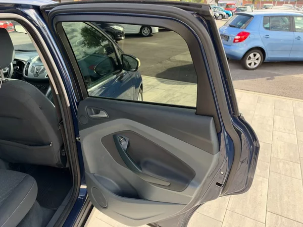 Ford C-MAX Trend 1.6i 77kW - foto 22