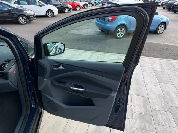 Ford C-MAX Trend 1.6i 77kW - foto 24