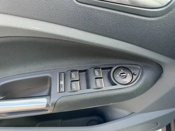 Ford C-MAX Trend 1.6i 77kW - foto 27