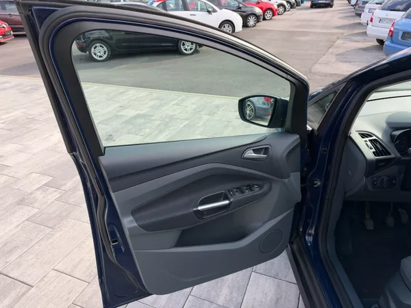 Ford C-MAX Trend 1.6i 77kW - foto 9