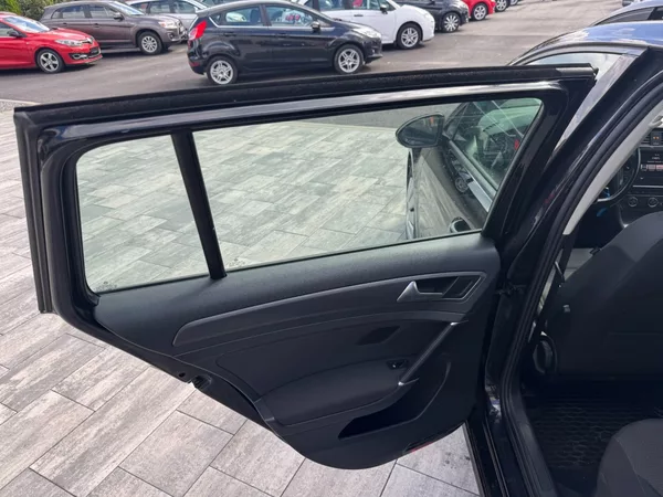 Volkswagen Golf Variant Comfortline 2.0TDI - foto 12