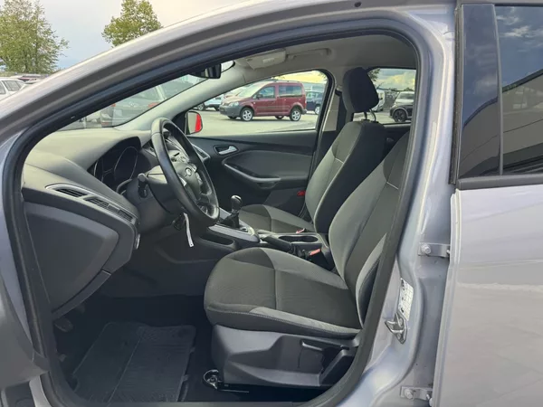 Ford Focus Trend 1.6 Ti-VCT - foto 10