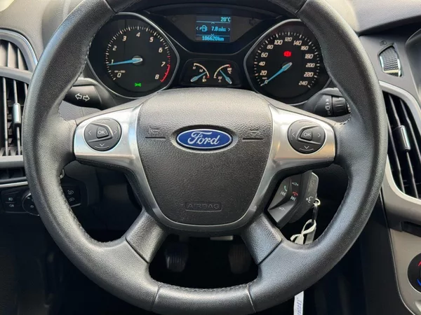 Ford Focus Trend 1.6 Ti-VCT - foto 16