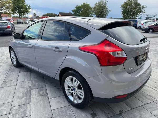 Ford Focus Trend 1.6 Ti-VCT - foto 7