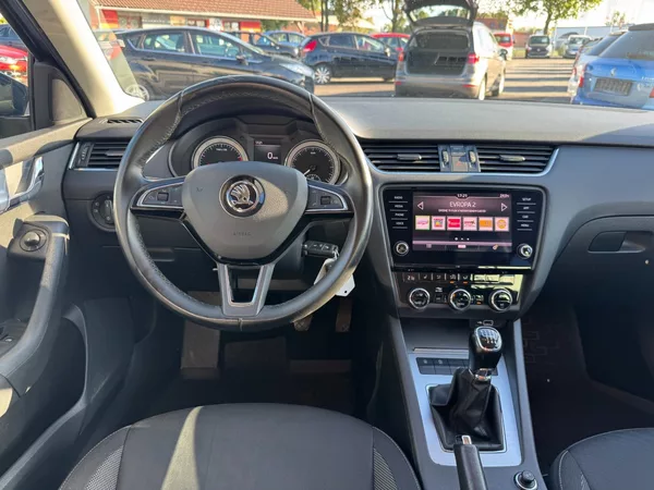 Škoda Octavia Style 1,0 TSI 85 Kw - foto 18