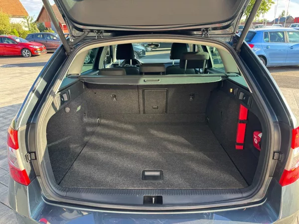 Škoda Octavia Style 1,0 TSI 85 Kw - foto 23