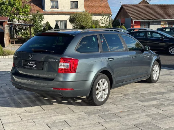Škoda Octavia Style 1,0 TSI 85 Kw - foto 5