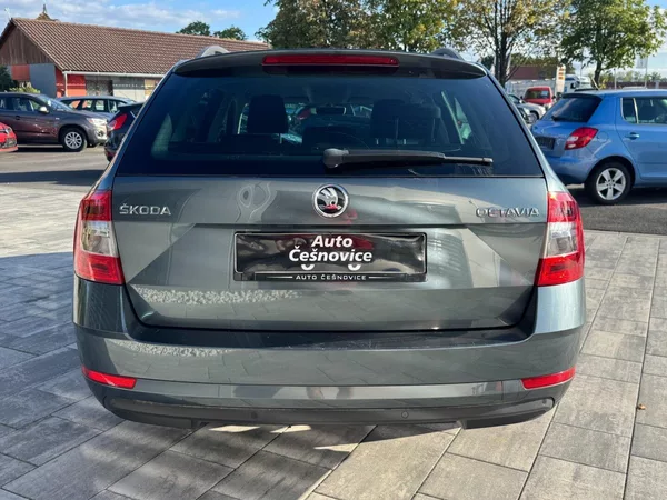 Škoda Octavia Style 1,0 TSI 85 Kw - foto 6