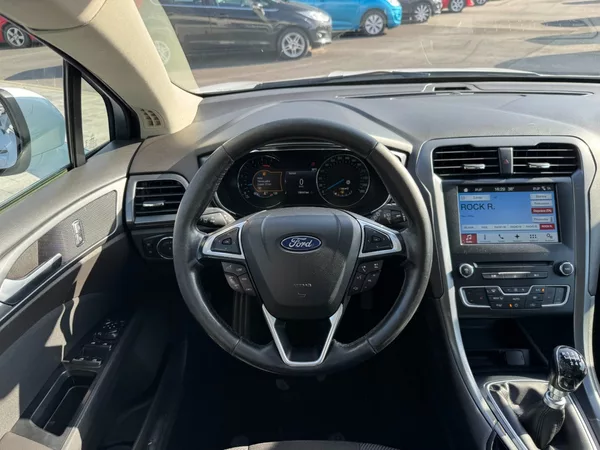 Ford Mondeo 1.5 TDCi 88kW Titanium - foto 14