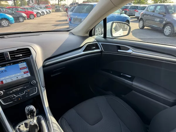 Ford Mondeo 1.5 TDCi 88kW Titanium - foto 15