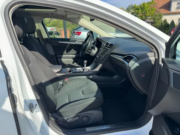 Ford Mondeo 1.5 TDCi 88kW Titanium - foto 27