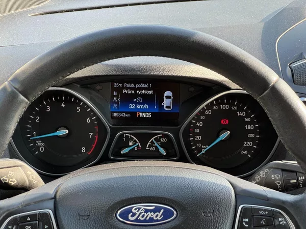 Ford C-MAX 1,5 Eco Boost 110 Kw Automat - foto 17