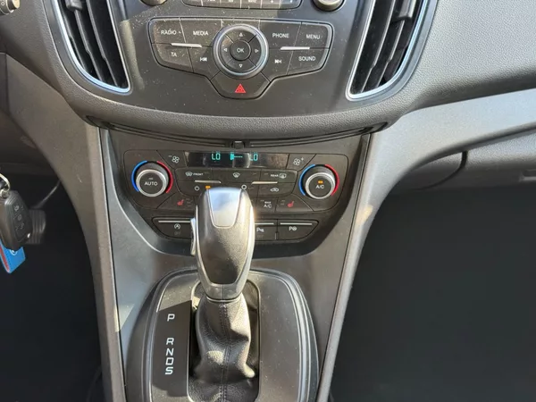 Ford C-MAX 1,5 Eco Boost 110 Kw Automat - foto 21