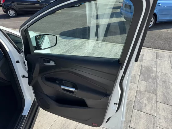Ford C-MAX 1,5 Eco Boost 110 Kw Automat - foto 27