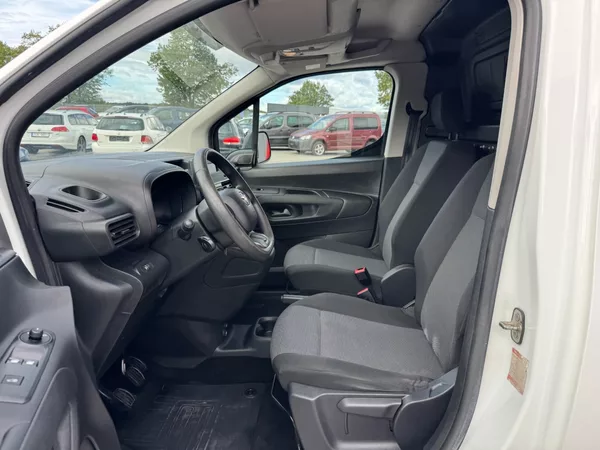 Toyota ProAce City City L2 1.5D 75kW - foto 10
