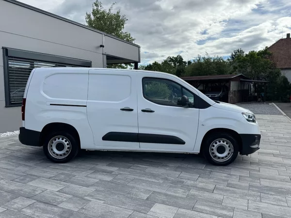 Toyota ProAce City City L2 1.5D 75kW - foto 4