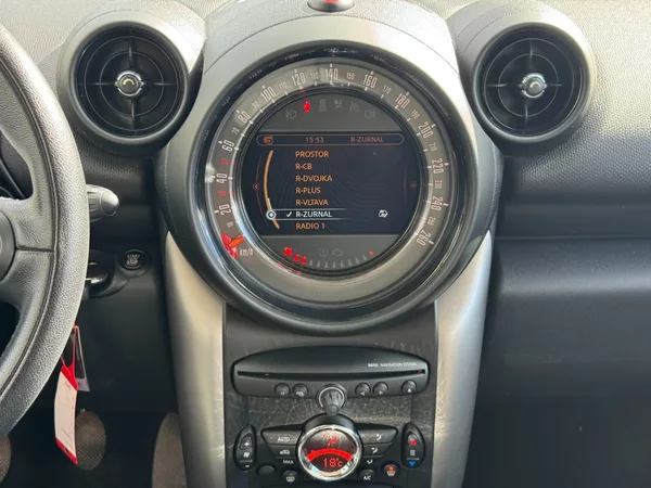 Mini Countryman 1,6 D 82 Kw - foto 19